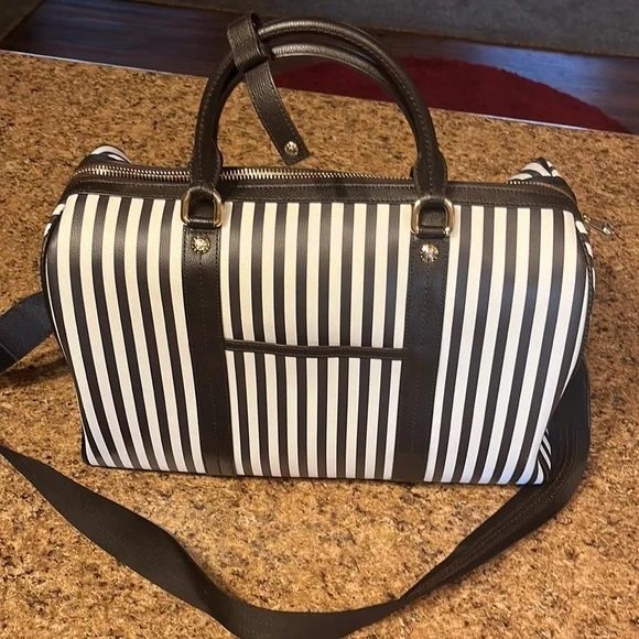 Henri Bendel Centennial Stripe Weekend Duffle - EXCELLENT Condition. - Picture 7 of 12